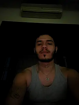 Thewildaliii0 online show from May 29, 2026, 4:43 am