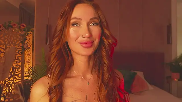 SerenaWest  online show from April 16, 2026, 5:25 pm