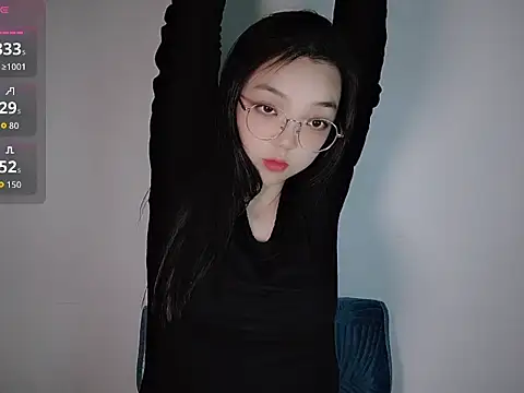 oblakitty  online show from March 15, 2026, 11:38 am