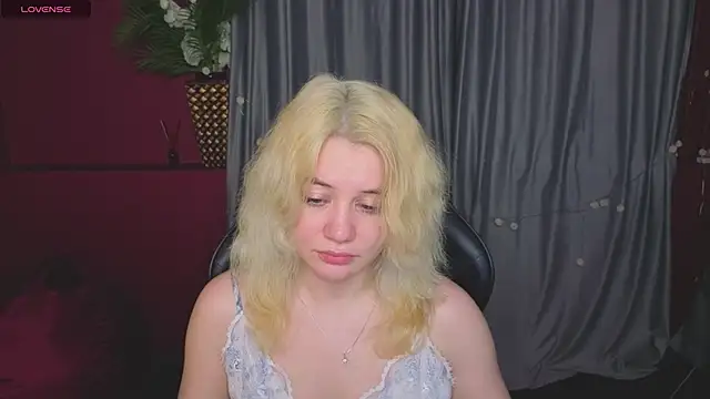 ElizabethRedWings online show from May 31, 2026, 6:09 pm