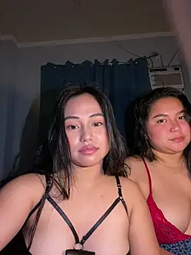 slut emerald22 online show from May 16, 2026, 7:23 pm