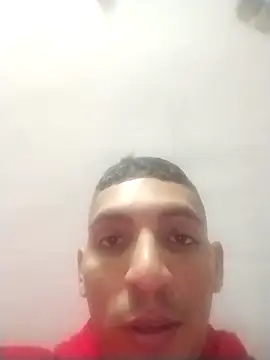 Snapshot of lucaspor12 chatting on March 15, 2026, 11:49 am lucaspor12 online show from March 15, 2026, 11:49 am