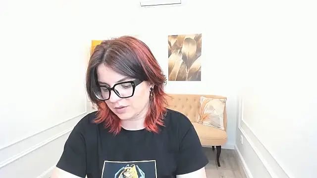 AmeliaDateri online show from May 4, 2026, 10:44 am