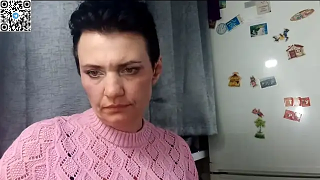 HotMamaQueen234 online show from April 19, 2026, 9:17 pm