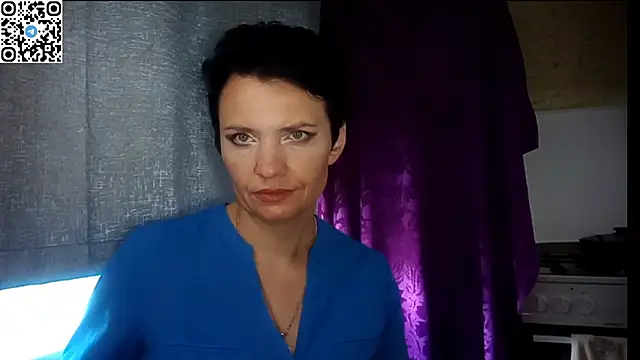 HotMamaQueen234 online show from June 16, 2026, 12:08 pm