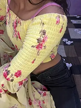 Snapshot of INDIE-TEEN chatting on March 18, 2026, 4:54 pm INDIE-TEEN online show from March 18, 2026, 4:54 pm