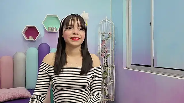 Isaa Skinny online show from May 17, 2026, 3:48 am