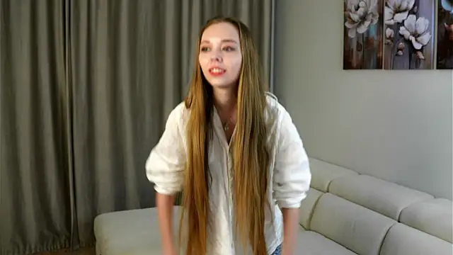 HermaFrain online show from April 4, 2026, 8:39 pm