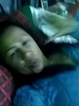 juliataylorhot online show from April 16, 2026, 1:17 am