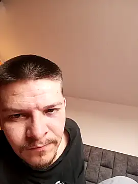 camilo andres1 online show from March 16, 2026, 10:47 pm