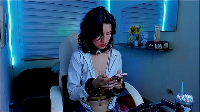 Clawdeen Hot online show from March 20, 2026, 3:11 am