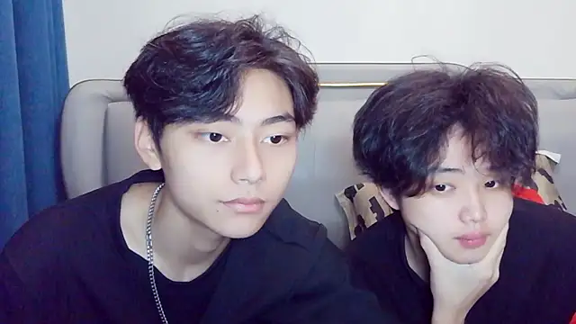 XX-XIUXIU online show from March 20, 2026, 1:05 pm