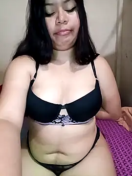 Snapshot of Nessa_0 chatting on March 31, 2026, 5:41 am Nessa 0 online show from March 31, 2026, 5:41 am