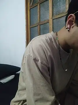 Mobi bigdick online show from April 30, 2026, 7:58 am