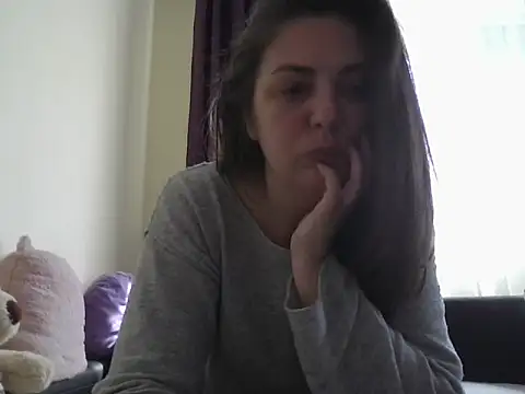 Arya Malone online show from March 25, 2026, 8:09 am
