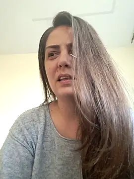 Arya Malone online show from April 17, 2026, 12:19 pm