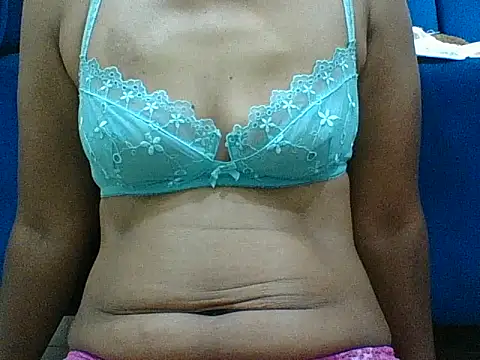 Mipho5 online show from March 18, 2026, 3:20 am