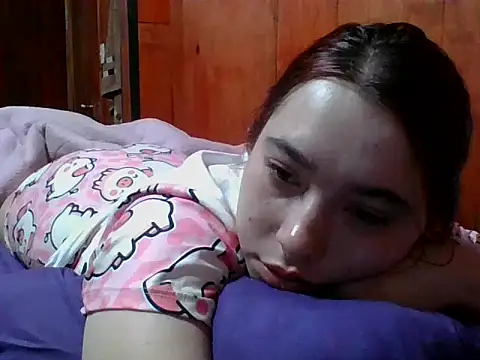 Annisof000 online show from March 22, 2026, 10:07 am