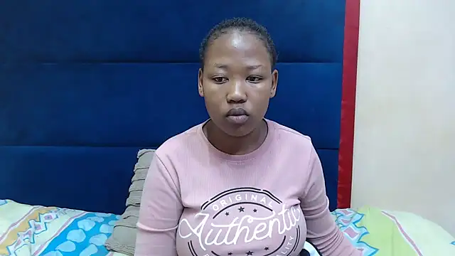 Lissa 28 online show from April 6, 2026, 6:09 pm