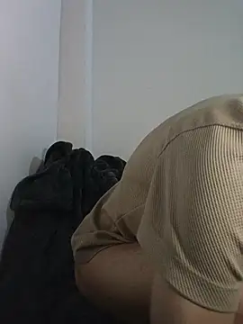 Meliodas97xxx online show from May 4, 2026, 7:37 am