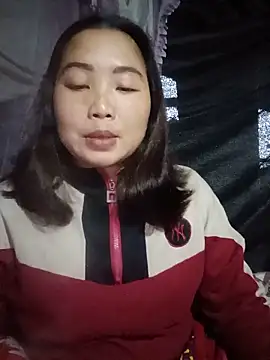 Huemy098 online show from May 10, 2026, 10:53 am