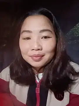 Huemy098 online show from May 10, 2026, 10:59 pm