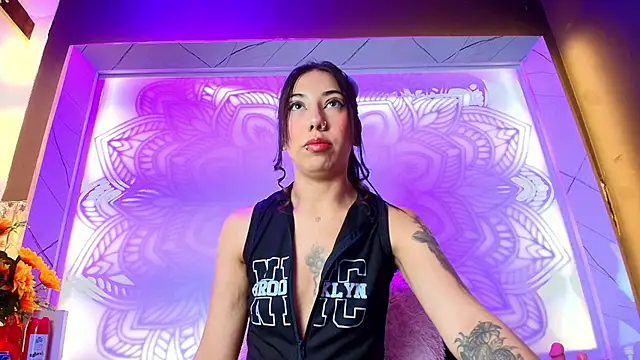 Alessia Clarky online show from May 30, 2026, 2:08 am