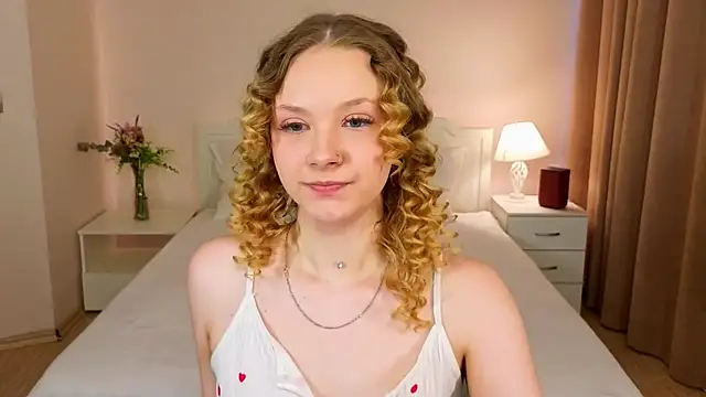 StaceyyJones online show from May 11, 2026, 10:21 am