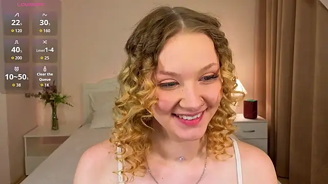 StaceyyJones online show from May 11, 2026, 2:45 pm