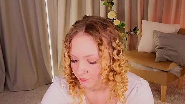 StaceyyJones online show from May 14, 2026, 9:38 am