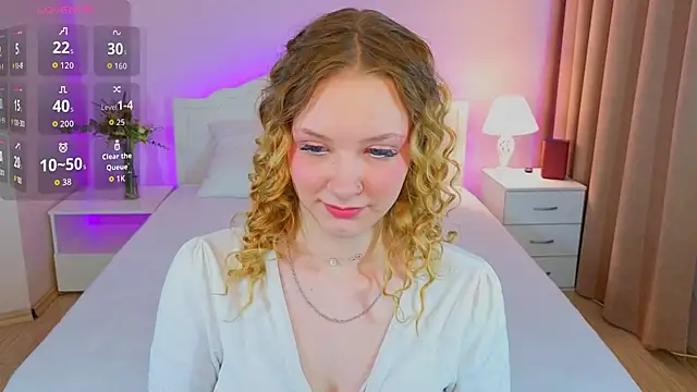 StaceyyJones online show from May 15, 2026, 11:28 am