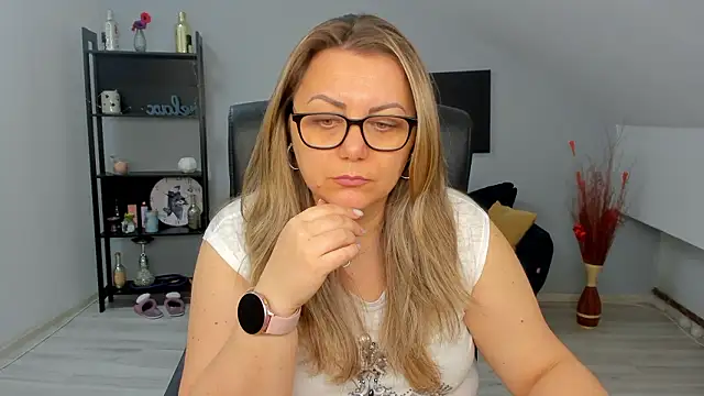 Snapshot of JessieRichards chatting on March 25, 2026, 7:25 am JessieRichards online show from March 25, 2026, 7:25 am