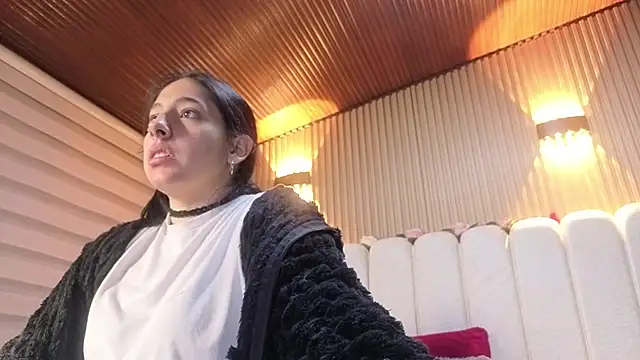 Melannyy V online show from March 24, 2026, 12:54 pm