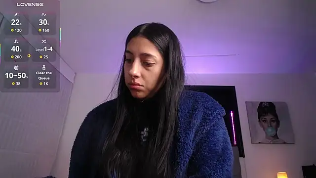 Melannyy V online show from April 27, 2026, 12:36 pm