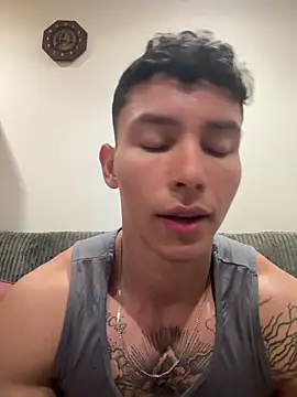 JAYCAM  online show from May 15, 2026, 12:39 am