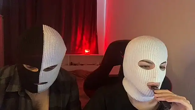 Fierybllow online show from March 20, 2026, 8:41 am