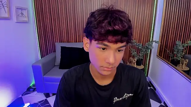 Oliver20   online show from March 20, 2026, 2:49 am