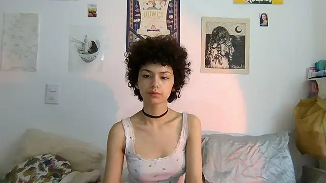 Snapshot of Tabitta_ chatting on March 27, 2026, 5:45 pm Tabitta online show from March 27, 2026, 5:45 pm