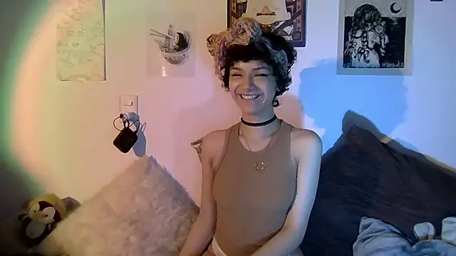 Snapshot of Tabitta_ chatting on April 4, 2026, 3:38 am Tabitta online show from April 4, 2026, 3:38 am