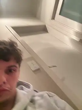 Snapshot of surfboy07 chatting on March 19, 2026, 4:22 pm surfboy07 online show from March 19, 2026, 4:22 pm