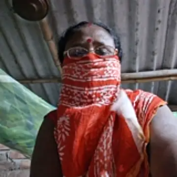 Riya45326 online show from May 23, 2026, 1:37 pm