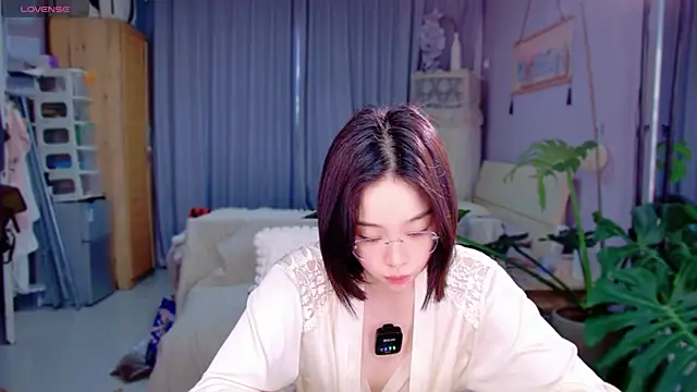 JaeHartMorn online show from May 10, 2026, 5:01 am