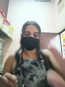 REENA-STRIP online show from May 16, 2026, 7:05 am