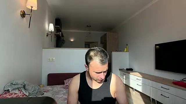 Daniel ice online show from March 28, 2026, 1:33 pm