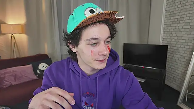 KevinStrike online show from March 31, 2026, 7:25 pm