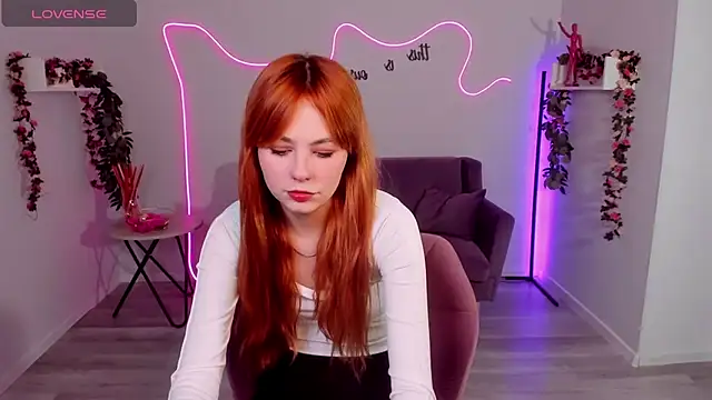 MiaSensitive online show from April 1, 2026, 12:17 pm