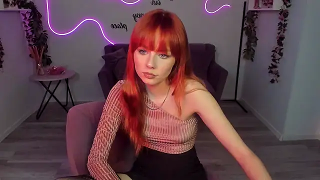 MiaSensitive online show from May 15, 2026, 5:31 pm