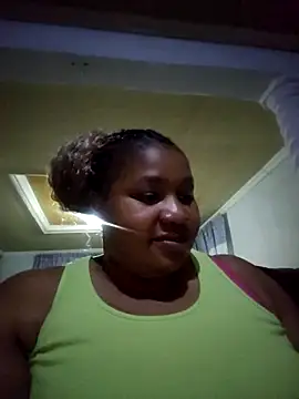 Snapshot of Baeboo83 chatting on March 19, 2026, 5:28 pm Baeboo83 online show from March 19, 2026, 5:28 pm