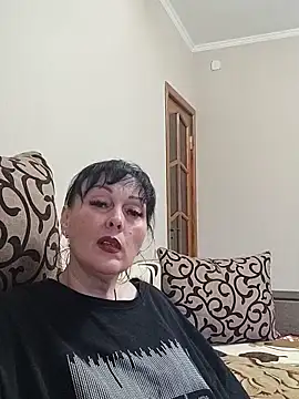 HelgaDennis online show from May 13, 2026, 4:15 pm