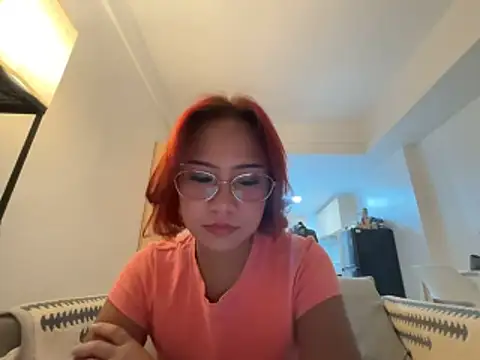 misscutee online show from June 10, 2026, 2:27 pm